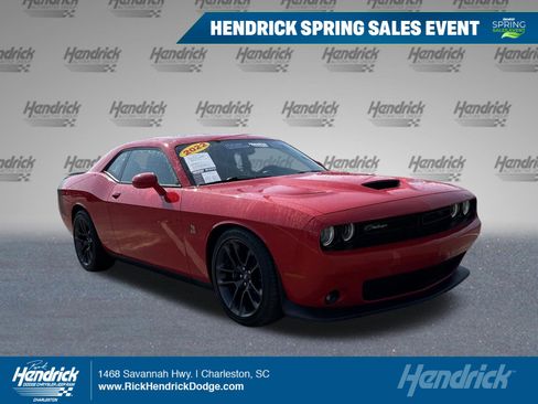 Used 2022 Dodge Challenger R/T Scat Pack w/ Driver Convenience Group image 1
