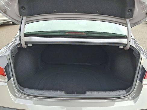 Certified 2024 Hyundai Elantra SEL image 28