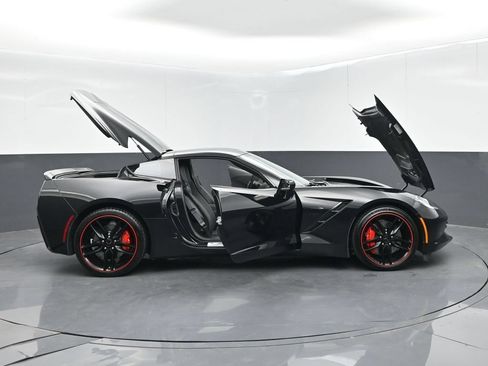 Used 2016 Chevrolet Corvette Stingray Coupe w/ 3LT Preferred Equipment Group RWD image 63