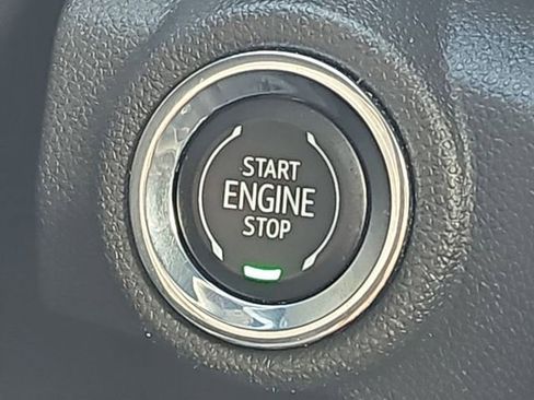 Used 2023 Chevrolet TrailBlazer RS w/ Convenience Package image 18