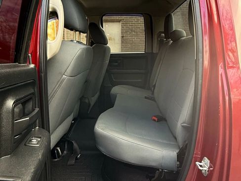 Used 2015 RAM 1500 Express image 18