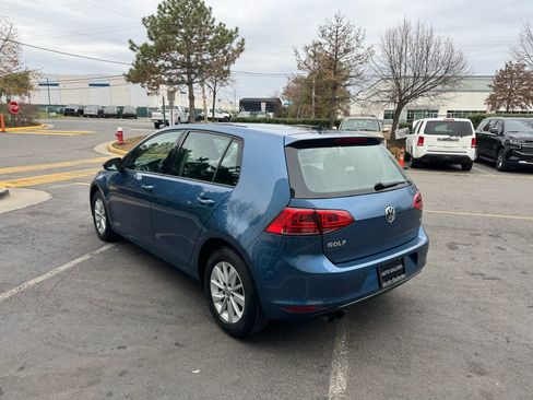 Used 2016 Volkswagen Golf S image 6