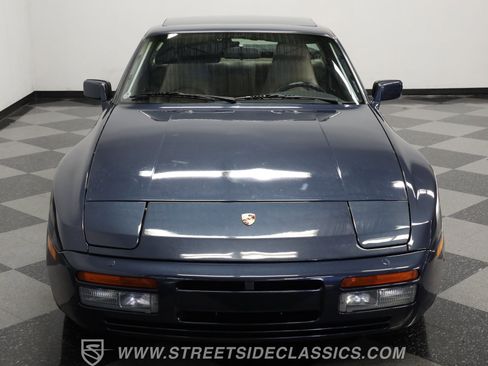 Used 1987 Porsche 944 Turbo image 15