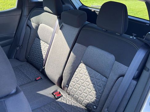 Used 2025 Nissan Kicks SV FWD image 29