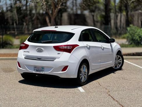 Used 2015 Hyundai Elantra GT FWD image 6