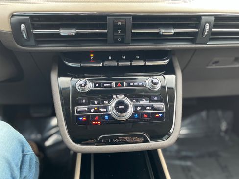 Used 2020 Lincoln Corsair Reserve w/ Equipment Group 201A image 30