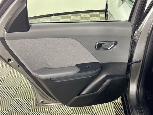 Certified 2025 Kia K4 EX image 17