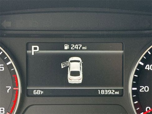 Used 2024 Kia Forte GT-Line w/ GT-Line Premium Package image 16