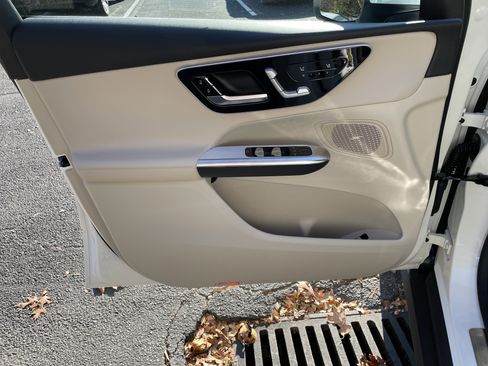 New 2026 Mercedes-Benz GLC 300 4MATIC image 17