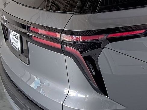 New 2026 Chevrolet Traverse LT image 15