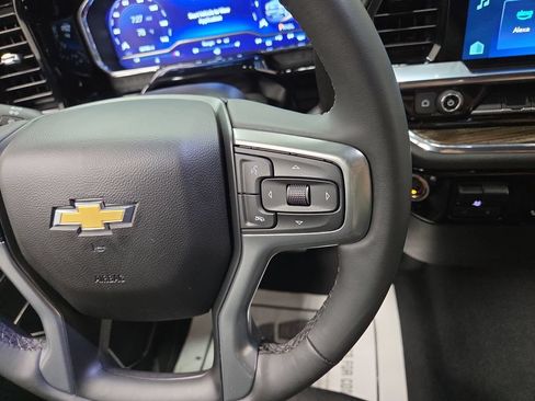 Used 2023 Chevrolet Silverado 1500 LT w/ Protection Package AWD/4WD image 16