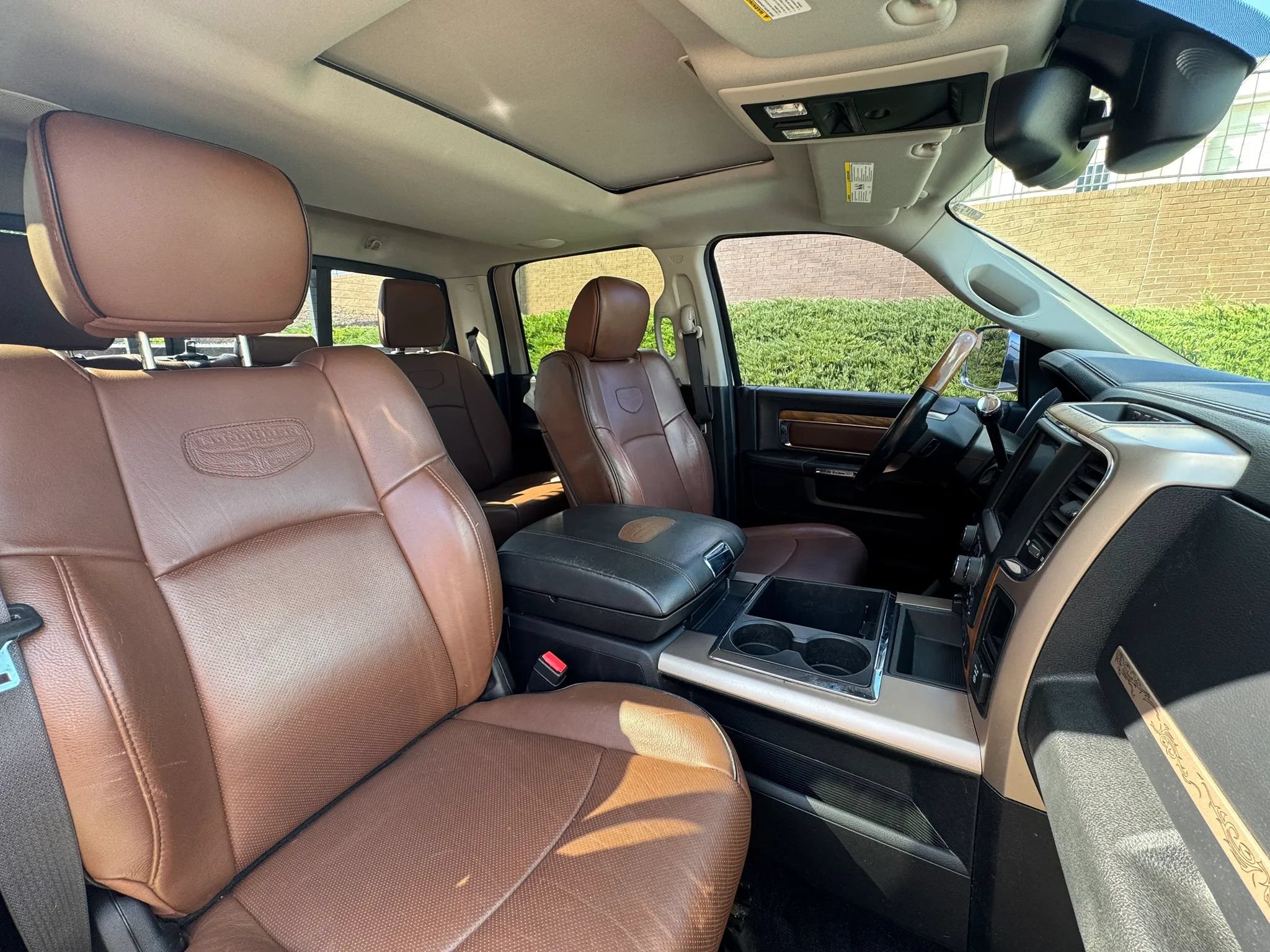 Used 2015 RAM 3500 Laramie Longhorn AWD/4WD image 22