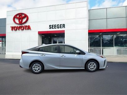 Used 2022 Toyota Prius LE
