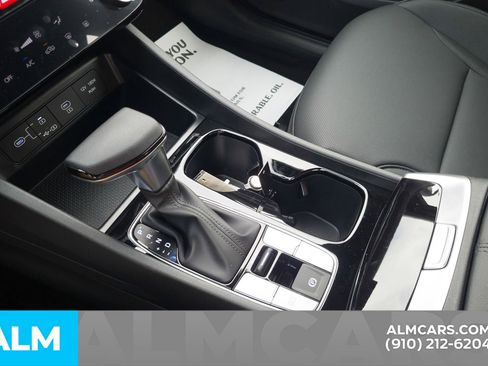 Certified 2025 Hyundai Santa Cruz SEL image 22