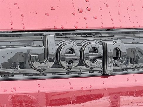 New 2026 Jeep Grand Cherokee Altitude image 45