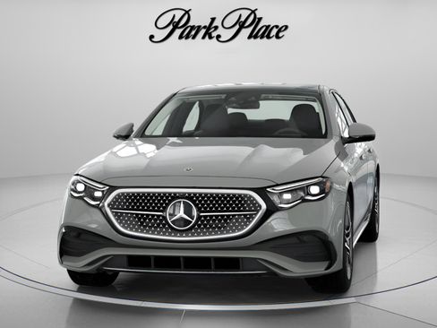 New 2026 Mercedes-Benz E 350 4MATIC Sedan image 35