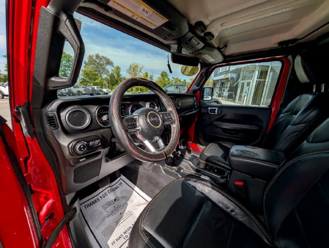 Used 2020 Jeep Gladiator Overland AWD/4WD image 16