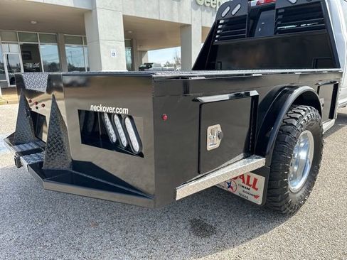 Used 2021 RAM 3500 Tradesman w/ Chrome Appearance Group image 38