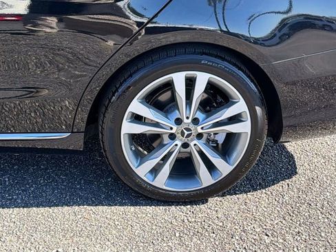 Used 2018 Mercedes-Benz C 300 Sedan image 9