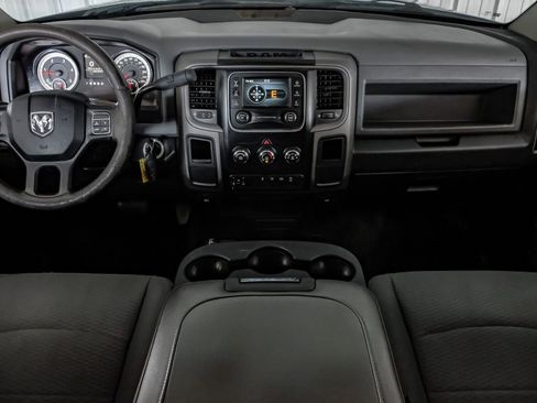 Used 2017 RAM 2500 Tradesman w/ Chrome Appearance Group image 13