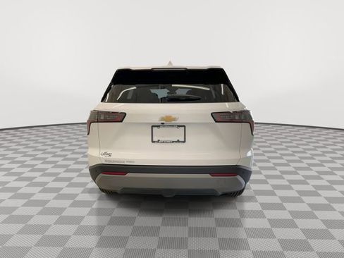 New 2026 Chevrolet Equinox LT w/ Convenience Package II AWD/4WD image 12