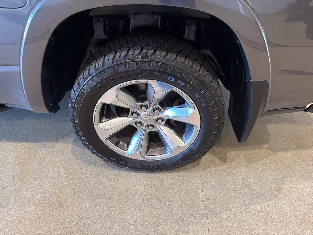 Used 2022 RAM 1500 Limited AWD/4WD image 10