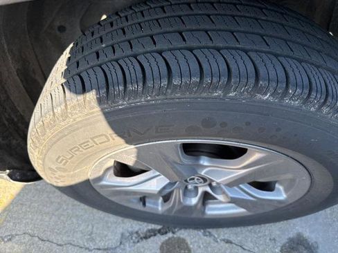 Certified 2024 Toyota RAV4 XLE image 29