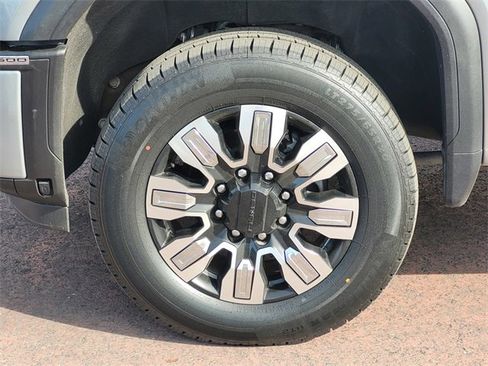 Used 2025 GMC Sierra 2500 Denali w/ Denali Reserve Package image 11