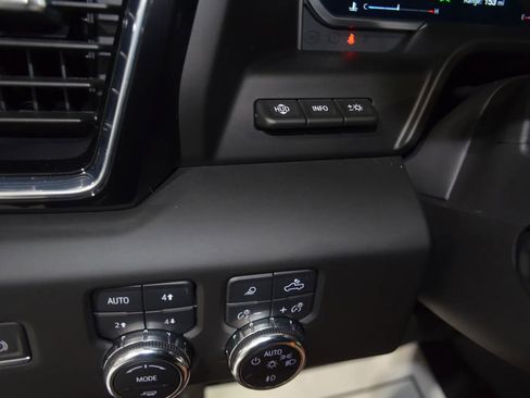 Used 2024 GMC Sierra 1500 Denali w/ Denali Reserve Package image 31