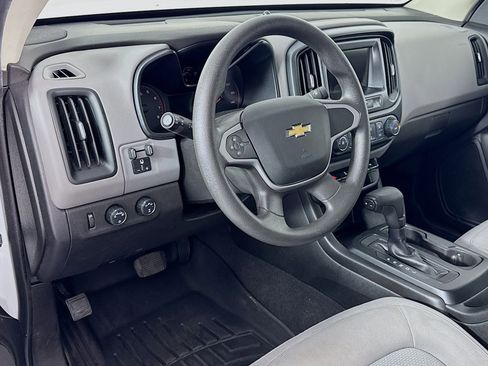 Used 2019 Chevrolet Colorado W/T image 9
