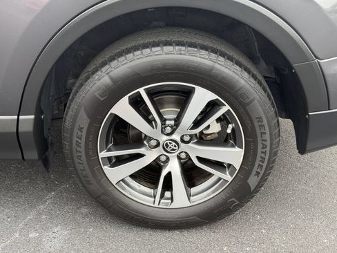 Used 2017 Toyota RAV4 XLE w/ All Weather Liner Package AWD/4WD image 36