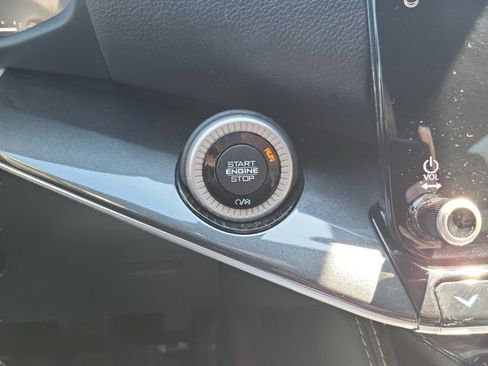 Certified 2022 Jeep Wagoneer Series I AWD/4WD image 35