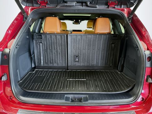 Used 2020 Toyota Highlander Platinum AWD/4WD image 26
