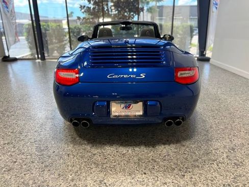 Used 2009 Porsche 911 Carrera S w/ PWR Seat Pkg image 3