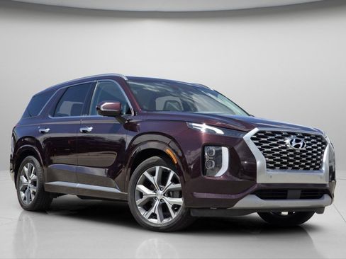 Used 2021 Hyundai Palisade Limited w/ Cargo Package AWD/4WD image 2