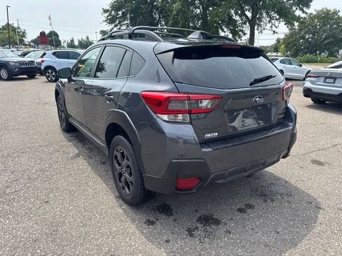 Used 2022 Subaru Crosstrek 2.5i Sport w/ Moonroof Package AWD/4WD image 3