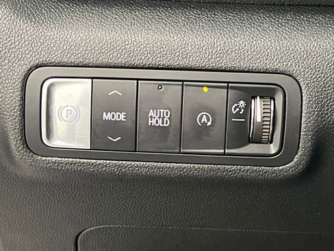 Used 2025 GMC Terrain Elevation image 38