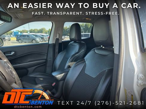 Used 2020 Jeep Compass Latitude w/ Popular Equipment Group AWD/4WD image 6