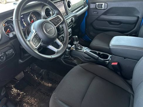 Certified 2022 Jeep Wrangler Unlimited Sahara AWD/4WD image 2