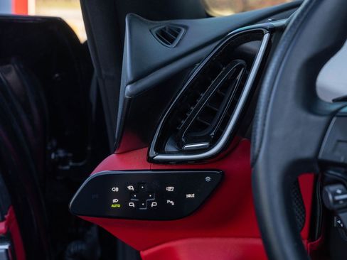 Used 2024 Ferrari Roma Spider RWD image 37