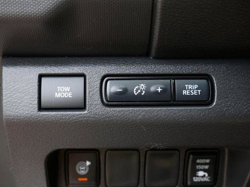 Certified 2023 Nissan Frontier SV w/ Technology Package AWD/4WD image 27