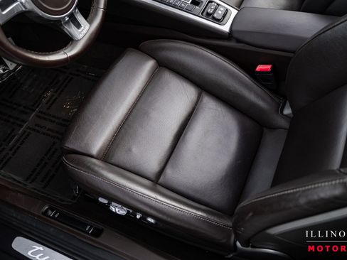 Used 2014 Porsche 911 Turbo image 21