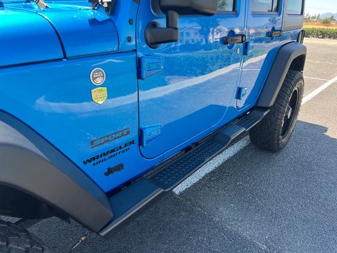 Used 2016 Jeep Wrangler Unlimited Sport w/ Quick Order Package 24S AWD/4WD image 10