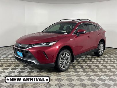 Used 2021 Toyota Venza XLE w/ Softex Package