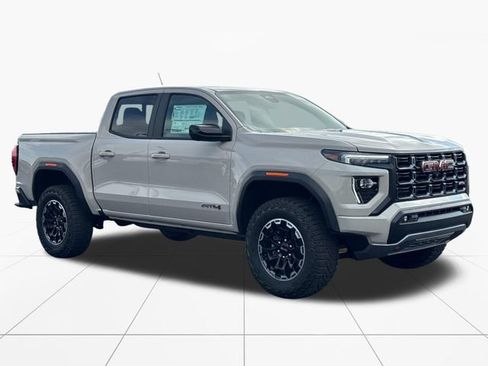 New 2026 GMC Canyon AT4 w/ Technology Plus Package AWD/4WD image 8