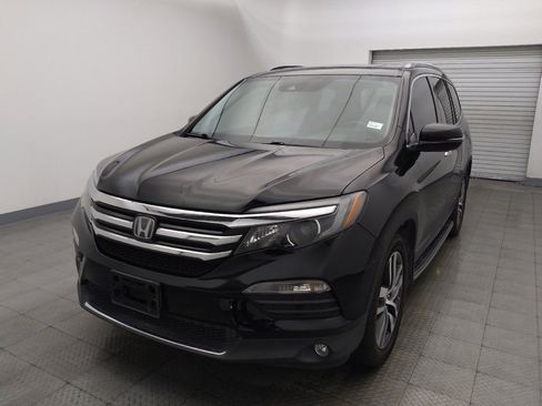 Used 2017 Honda Pilot Touring image 15