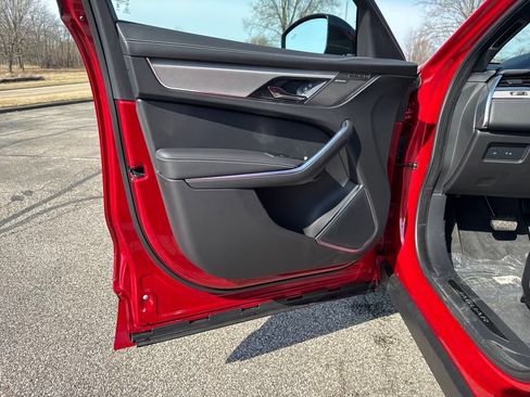 New 2026 Jaguar F-PACE R-Dynamic S image 10