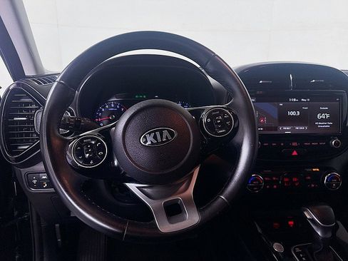Used 2020 Kia Soul EX FWD image 22