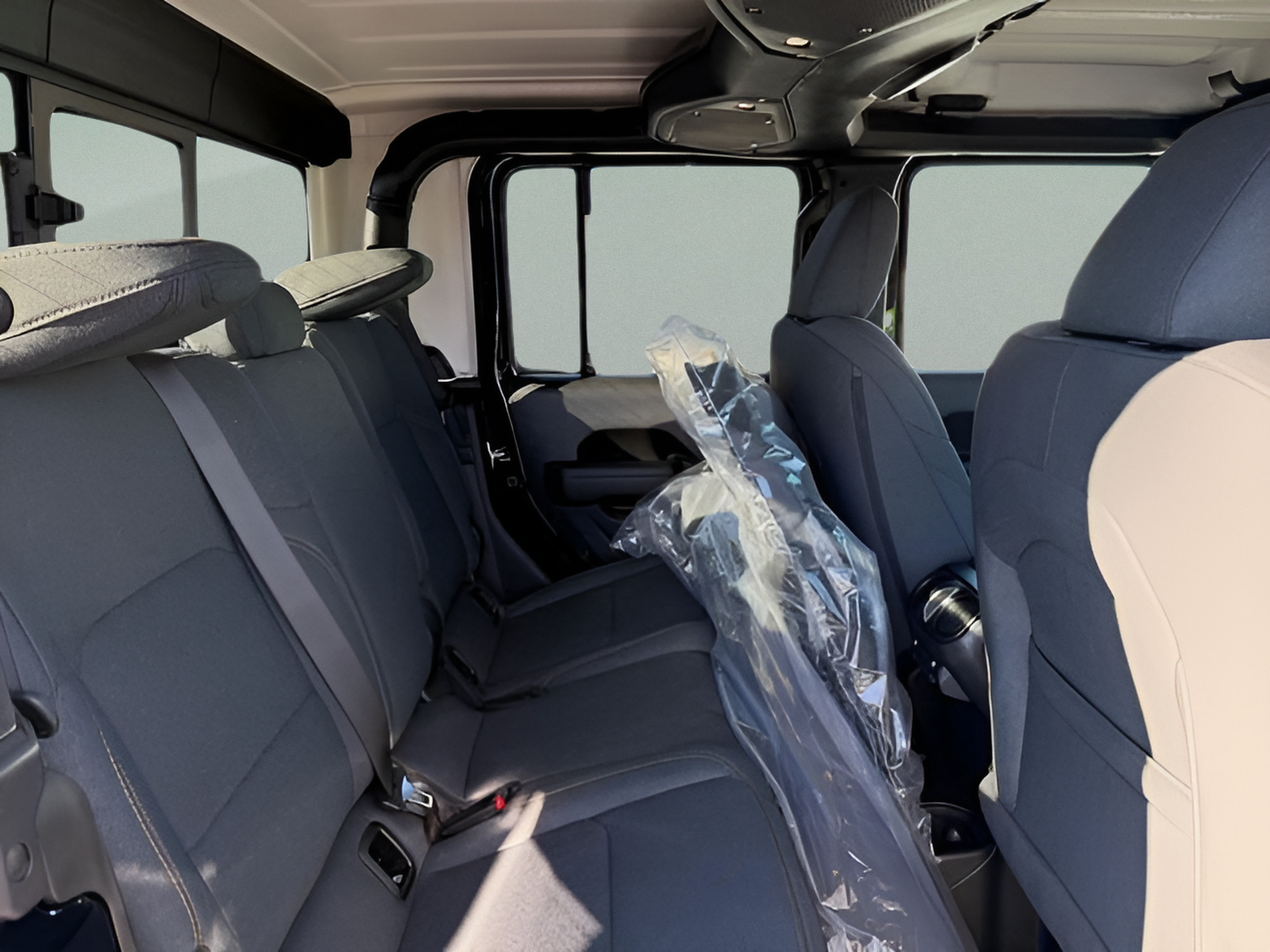 New 2026 Jeep Gladiator Sport AWD/4WD image 9