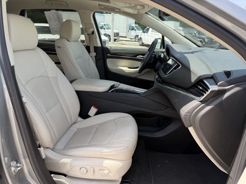 Used 2024 Buick Enclave Essence w/ Experience Buick Package FWD image 11